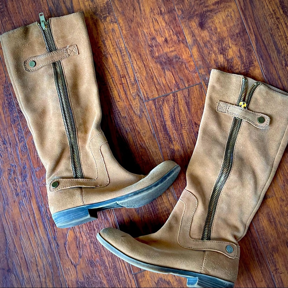 NineWest Suede Zipper Boots